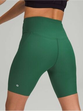 lululemon Ribbed Nulux High-Waist Bike Shorts - Green Everglade